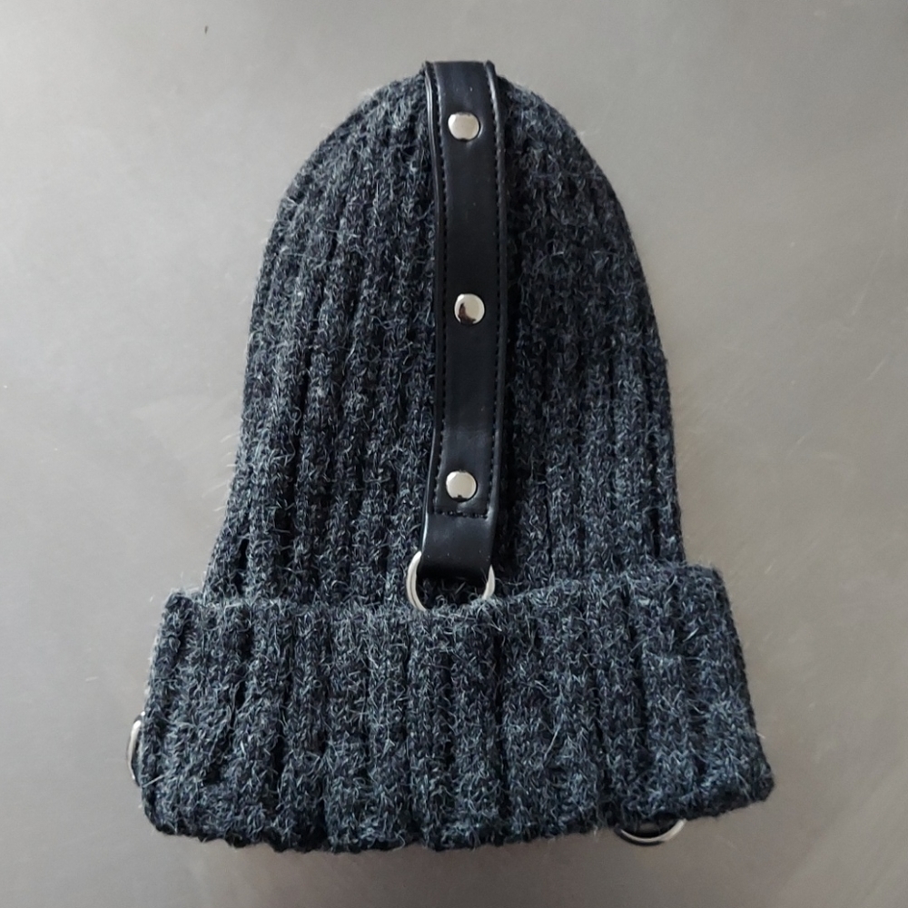 ASOS Shikumi Stud Ring Detail Knitted Beanie - Picture 5 of 6